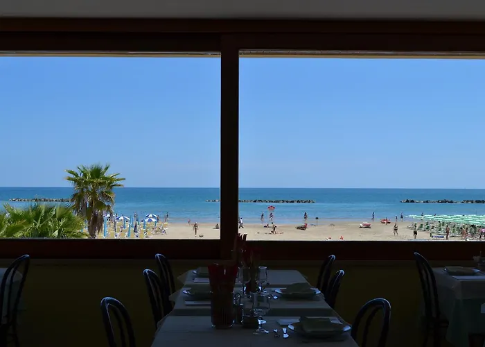 Quaglia Отель *